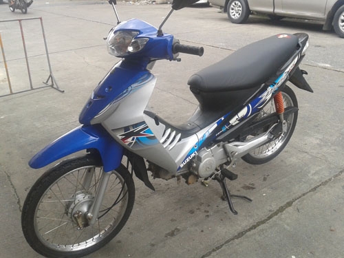 suzuki best ปี 50 รถบ้าน เดิมๆ ชุดสีสวย มีเล่ม เอกสารครบ ทดลองขับก่อนได้จ้า