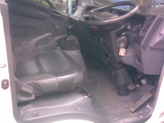 6 ล้อ ISUZU EURO.3 NMR 130 แรงม้า *คอมมอนเรว* ยาว 4.30 ม. * รถสวยเดิม+สวยจริง *รถห้างแท้ ๆ*