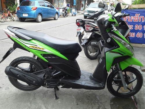 click I ปี 53 ล้อแม็กซ์ สีเขียว ดำ รถสวยมาก เครื่องเดิมแน่นๆ ซื้อไม่ผิดหวังแน่นอน ราคานี้โอนให้ฟรีๆไปเลยจ้า รีบๆเลยนะคะเดี๋ยวไม่ทัน