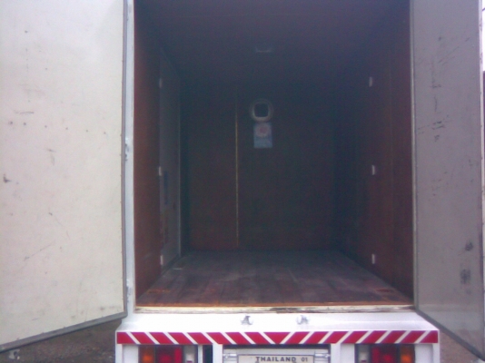 4 ล้อ ISUZU EURO.3 NLR 130 แรงม้า *คอมมอนเรว* ยาว 3.20 ม. * รถสวยเดิม+สวยจริง *รถห้างแท้ ๆ*