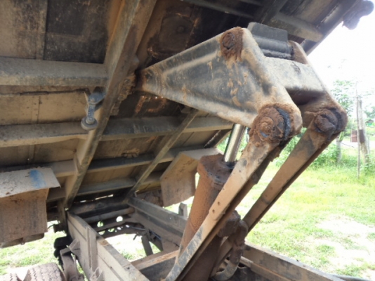 ขายรถอีซูซุ6ล้อดั้มหัวการ์ตูนเครื่อง115แรงม้าราคาถูกๆๆๆ สภาพรถใช้งานทุกวัน