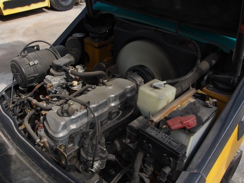 **ขายด่วน** รถโฟล์คลิฟท์ ยี่ห้อ KOMATSU ขนาด 1.8 ตัน เสา 3 เมตร **เครื่องแน่น เกียร์ดี สุดๆๆ** **ขายด่วน** รถโฟล์คลิฟท์ ยี่ห้อ KOMATSU ขนาด 1.8 ตัน เสา 3 เมตร **เครื่องแน่น เกียร์ดี สุดๆๆ**