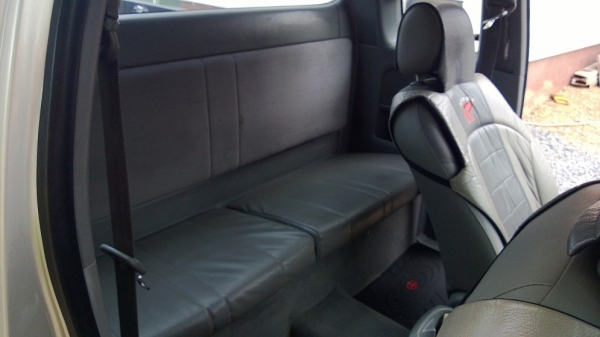 ขายรถที่บ้านถูกด่วน ปี 2005 เจ้าของเดียวเครื่องช่วงล่างดีคัทซีสวย ขับแน่นๆ  cd/mp3  พร้อมใช้ ตัว J