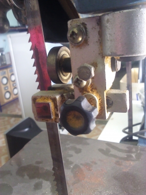 เลื่อยสายพาน WOOD CUTTING BAND SAW ยี่ห้อ WOOD MACขนาดสูงจากพื้นประมาณ 180 CM. เลื่อยสายพาน WOOD CUTTING BAND SAW ยี่ห้อ WOOD MACขนาดสูงจากพื้นประมาณ 180 CM.