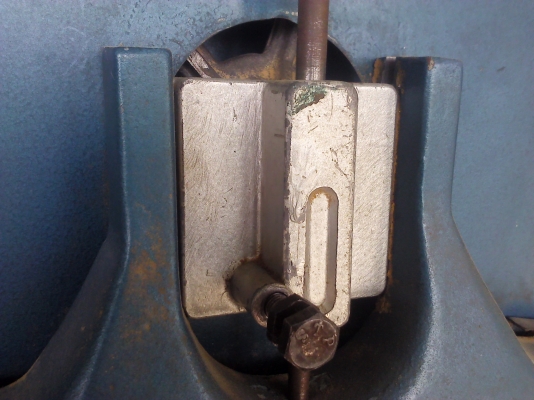 เลื่อยสายพาน WOOD CUTTING BAND SAW ยี่ห้อ WOOD MACขนาดสูงจากพื้นประมาณ 180 CM. เลื่อยสายพาน WOOD CUTTING BAND SAW ยี่ห้อ WOOD MACขนาดสูงจากพื้นประมาณ 180 CM.