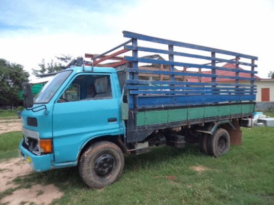 ขายรถ6ล้ออีซูซุKS เครื่อง100แรง