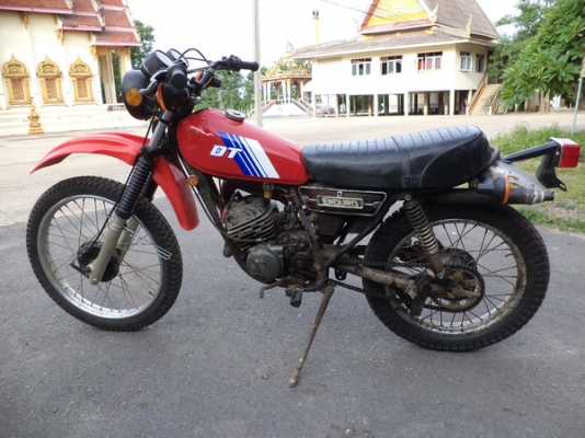 ขาย DT125 cc.โชคคู่ สภาพสวยสมบูรณ์ ทะเบียนพร้อมโอน