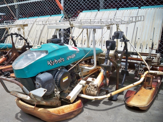 ขายด่วนรถดำนา (มือสอง) ขายด่วนรถดำนา (มือสอง)