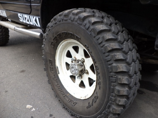 (รถลุยน้ำท่วม) SUZUKI  CARIBAN 1.3 ยกสูงเทินเพลา +พึ่งติดแก็ส LPG