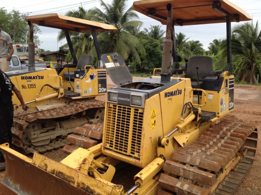 รถดัน โคมัสสุ D20P-7E รถดัน โคมัสสุ D20P-7E