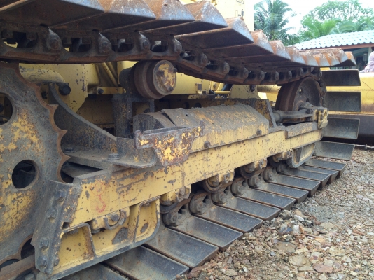 รถดัน โคมัสสุ D20P-7E รถดัน โคมัสสุ D20P-7E