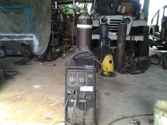 ขายเครื่องมิลเลอร์ 250 ซื้อมาได้2ปีแล้ว