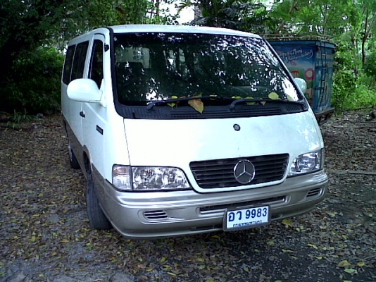รถตู้เบนซ์ ปี 2001 เครื่อง 2900 ดีเซล สีขาว พร้อมใช้งานค่ะ