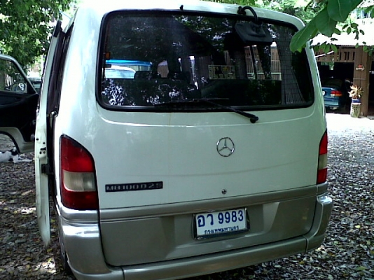 รถตู้เบนซ์ ปี 2001 เครื่อง 2900 ดีเซล สีขาว พร้อมใช้งานค่ะ