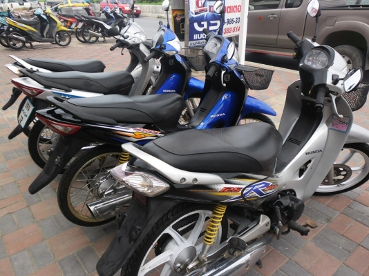 ขายจ้าเหมาๆWAVE100UBOX-125Rภาษีเต็มทุกคันเครื่องดีสีสวย