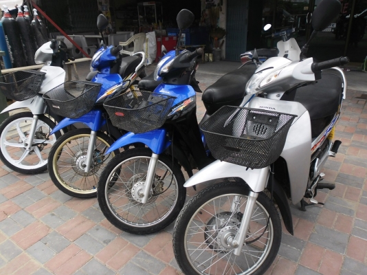 ขายจ้าเหมาๆWAVE100UBOX-125Rภาษีเต็มทุกคันเครื่องดีสีสวย