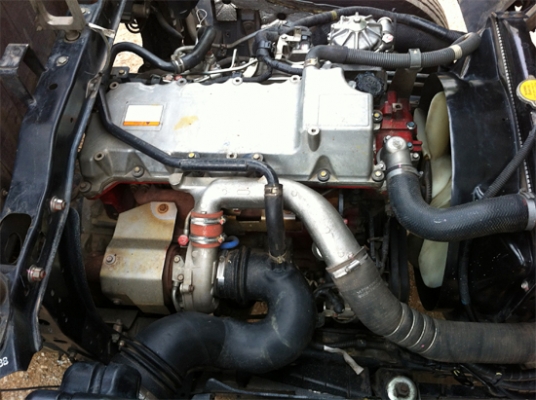 ขาย 6 ล้อ HINO MEGA 500 175แรงม้า กระบะคาร์โก้โครงเหล็ก กว้าง2.40เมตร ยาว5.60เมตร