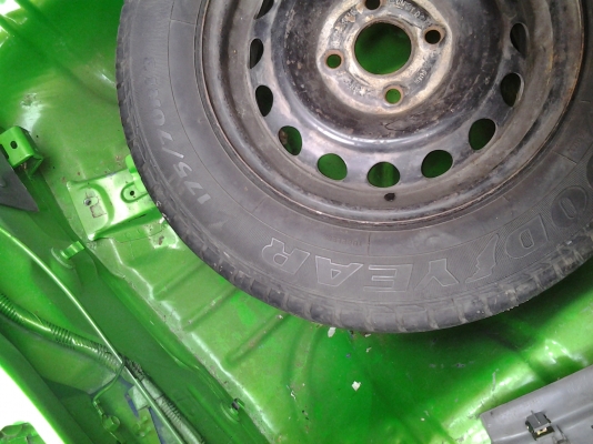 ขายรถฟอร์ด หรือแยกทุกชิ้น บอกมาเลยครับ จะแกะให้ทุกชิ้น