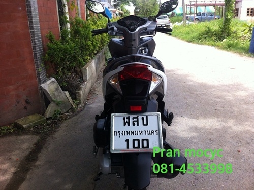 ขายhonda click สีขาวเทา ปี2555