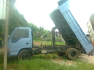 Isuzu NPR120 ดั้มสามมิตรห้างแท้ปี 38 F หน้า หลัง แอร์เย็น