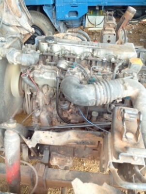 Isuzu NPR120 ดั้มสามมิตรห้างแท้ปี 38 F หน้า หลัง แอร์เย็น Isuzu NPR120 ดั้มสามมิตรห้างแท้ปี 38 F หน้า หลัง แอร์เย็น