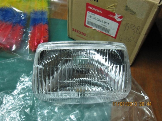 ขายพู่ขัดล้อ งานเก่า สวย และจานฉาย (ไฟหน้า) ดรีมคุรุแท้ของใหม่ยังไม่ได้ใช้ ขายพู่ขัดล้อ งานเก่า สวย และจานฉาย (ไฟหน้า) ดรีมคุรุแท้ของใหม่ยังไม่ได้ใช้