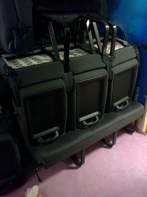 ขายเบาะรถตู้เดิมๆ2ชุดราคาไม่แพง ขายเบาะรถตู้เดิมๆ2ชุดราคาไม่แพง