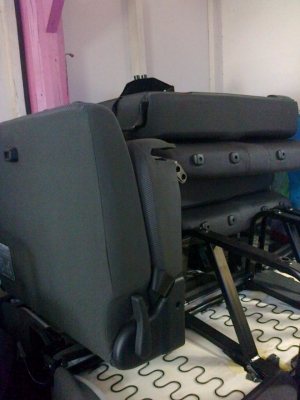 ขายเบาะรถตู้เดิมๆ2ชุดราคาไม่แพง ขายเบาะรถตู้เดิมๆ2ชุดราคาไม่แพง