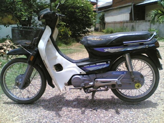 ขายดรีมทูหรือ Dream Excess ทะเบียนพร้อมโอนภาษีขาดยังไม่ถึง 3 ปีเครื่องดีอะไหร่ครบรถพร้อมใช้งาน ขาย 9500 บาท