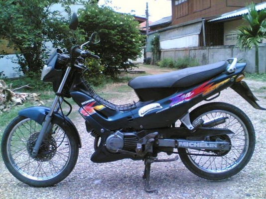 ขาย Honda NovaTeana ทะเบียนพร้อมโอนเครื่องดีแห้งๆสียังสดถาษีขาดปี 47 รถพร้อมใช้ ขาย 5900 บาท