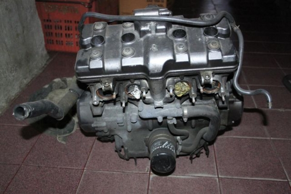 ขายเครื่อง cbr400 ปี90
