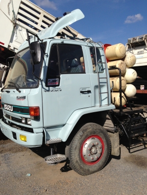 isuzu rockey 240 HPนางฟ้า  สวยๆเลยครับ ไม่ช้ำไม่ยำครับ