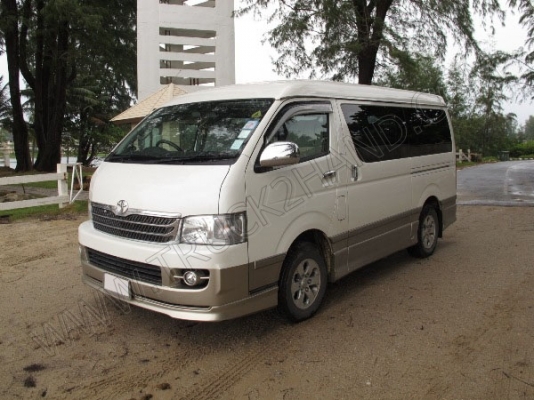 รถตู้ ยี่ห้อ TOYOTA ปี 2005