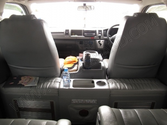 รถตู้ ยี่ห้อ TOYOTA ปี 2005