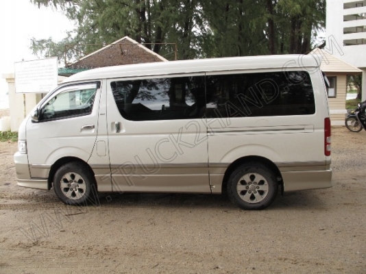 รถตู้ ยี่ห้อ TOYOTA ปี 2005