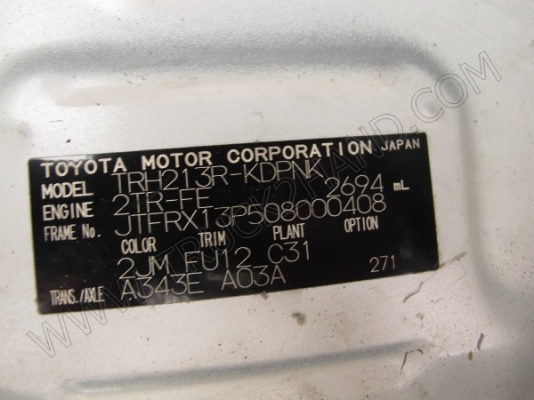 รถตู้ ยี่ห้อ TOYOTA ปี 2005