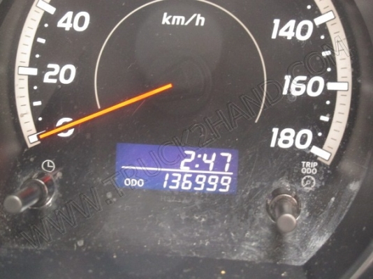 รถตู้ ยี่ห้อ TOYOTA ปี 2005