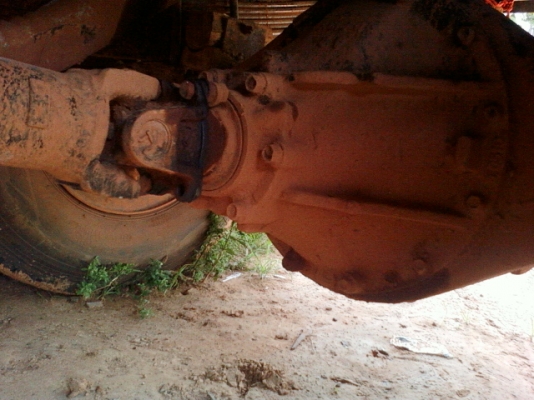 ขายรถบรรทุก6ล้อดั้ม อี่ซูซุ เอ็นพี่อาร์   เกียร์ร็อค เพาเวอร์ เอฟหน้าหลัง ยางสวยทุกเส้น ทะเบียนพร้อมโอน