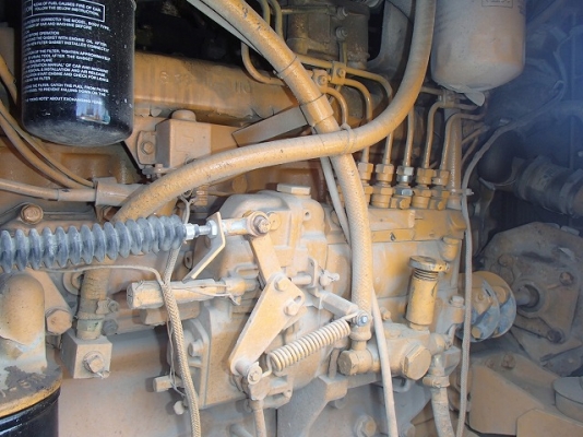 515-2-12070รถตักล้อยาง รถจอดที่CSนวนคร แล้วครับ