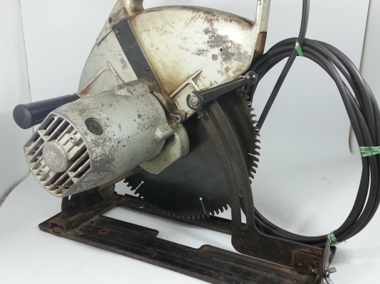 เครื่องเลื่อยวงเดือนmakita รุ่น5103N สภาพพร้อมใช้งานครับ