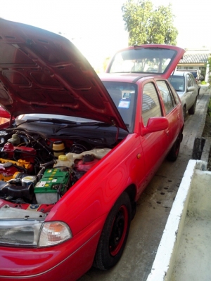 ขายรถแดวู รุ่น nexia สีแดง ขายรถแดวู รุ่น nexia สีแดง