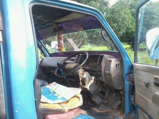 ขาย NPR สวยๆสักคัน ราคาถูกๆมาแล้วคับท่าน