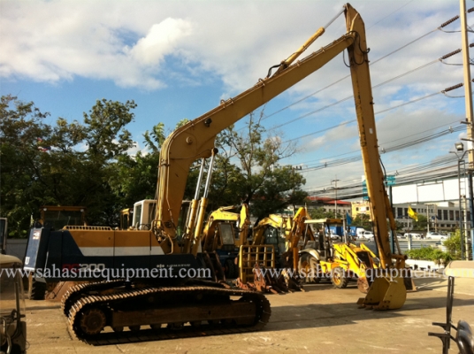ขายแล้ว รถขุดบูมยาว PC200-5 S/N 48XXX รถนอก นำเข้า บจก.สหสินอีควิปเม้นท์ โทร.081-5851880, 02-5168100-1
