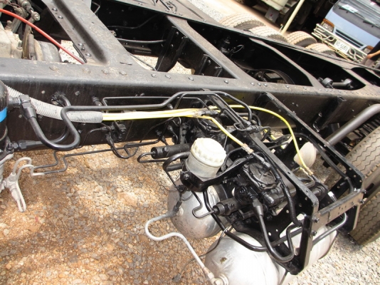 Rocky FVM หัวDECA เพลาเดียว เครื่อง6HE1 195แรง Rocky FVM หัวDECA เพลาเดียว เครื่อง6HE1 195แรง