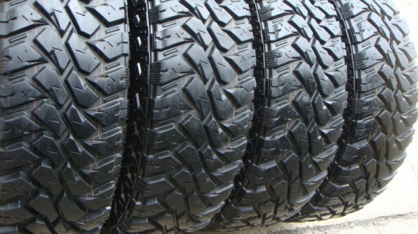 ขายยางMud Maxxis764 ขนาด245 75 r16 ปี10 ดอกลึก12มิล