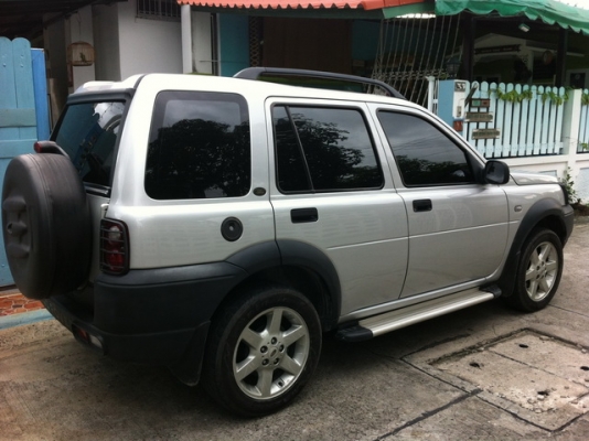 ขายด่วน LANDROVER FREELANDER ต้องการใช้เงินเจ้าของจะไปทำงานต่างประเทศ