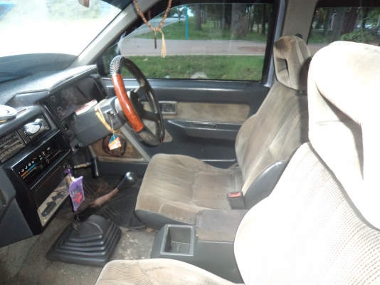 กระบะแค็ป นิสสันบิ๊กเอ็มฝาแดง ปี 37 กระบะแค็ป นิสสันบิ๊กเอ็มฝาแดง ปี 37