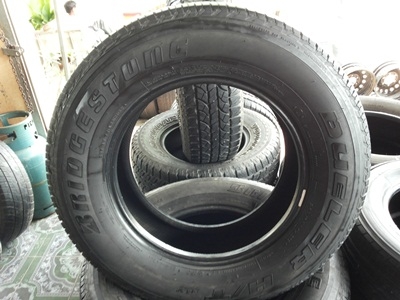 ขายยาง265/65/17 ปี 2012 BRIDGESTON DUELER H/T 684   1 ชุด