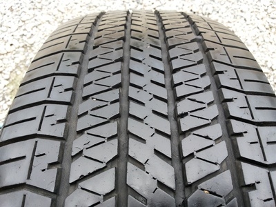 ขายยาง265/65/17 ปี 2012 BRIDGESTON DUELER H/T 684   1 ชุด