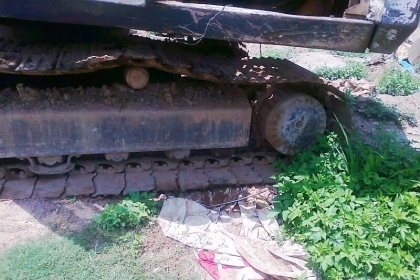 ขายด่วน..รถขุด KOMATSU PC200-3 S/N 311xx  เครื่่องเดิม ปั้มเดิม รถสีเดิม ๆ รถทำงานไว ไม่มีร้อน.